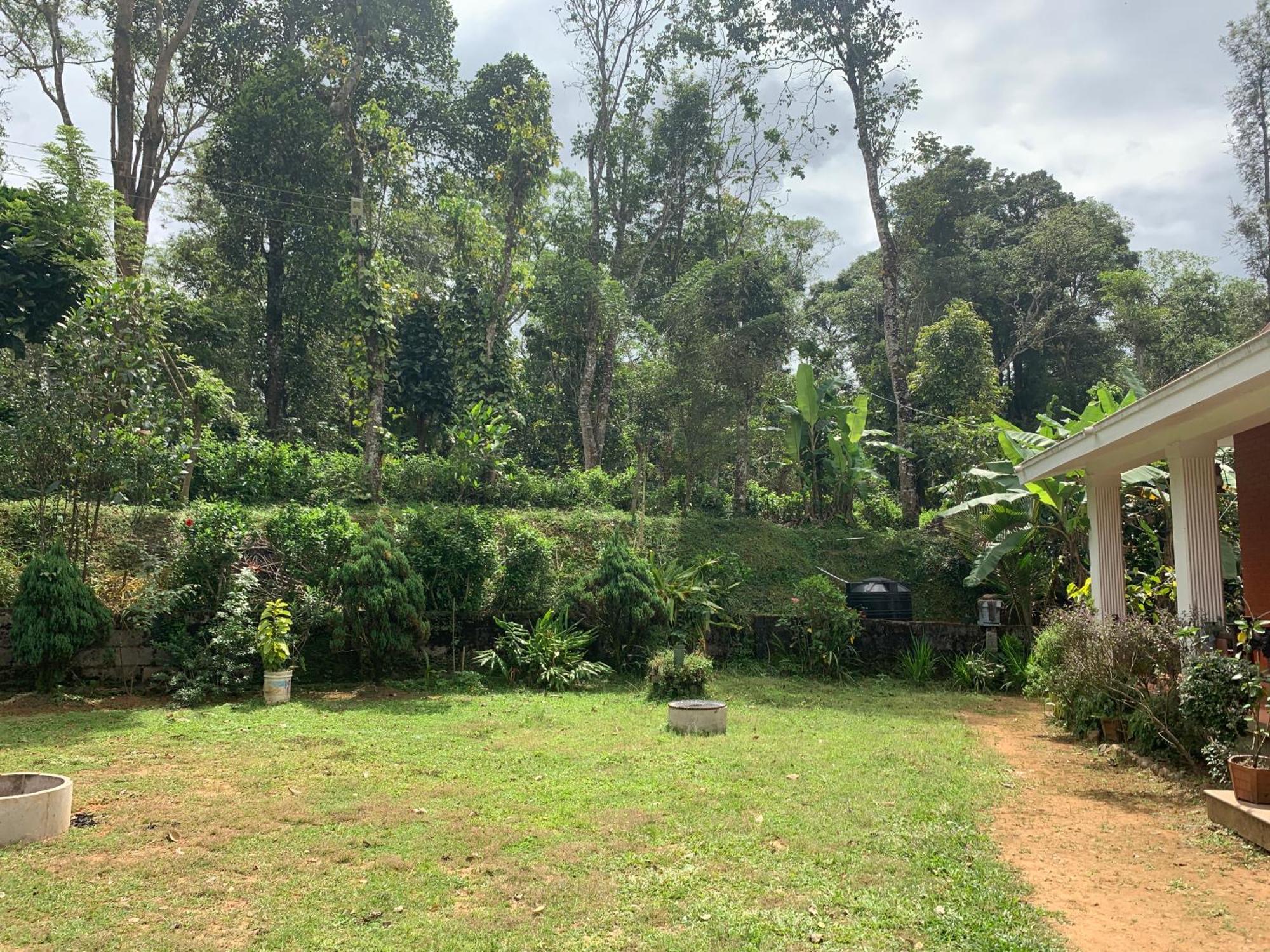 Sandev Homestay Madikeri Extérieur photo