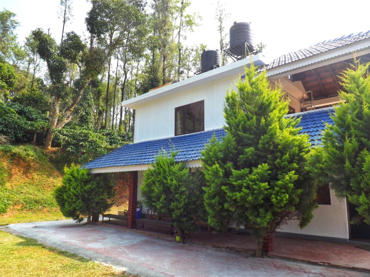 Sandev Homestay Madikeri Extérieur photo