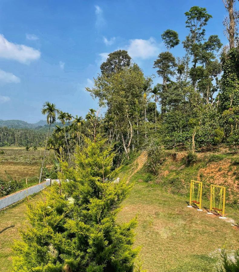 Sandev Homestay Madikeri Extérieur photo